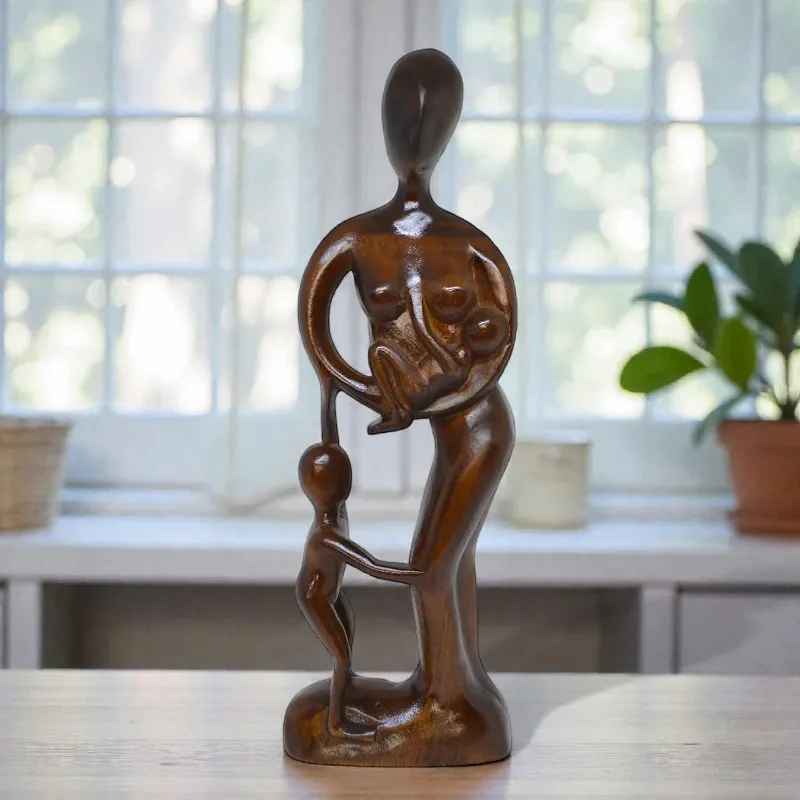 Статуетка дерев'яна Мати з дітьми (BS-B-753) абстракція 31х11 см Індонезія