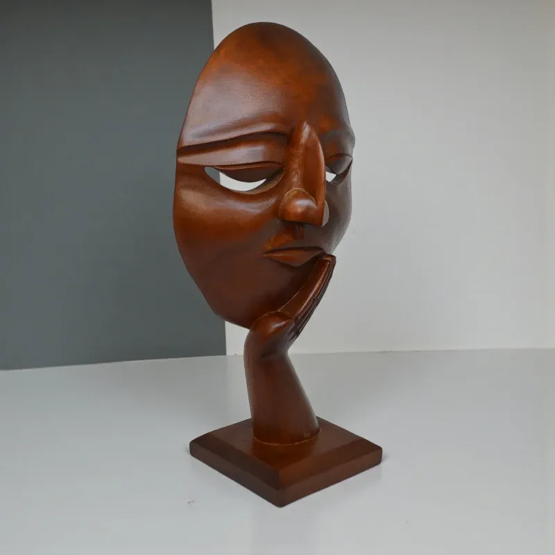 Статуетка декоративна Маска K-67 червоне дерево 31х16 см Індонезія