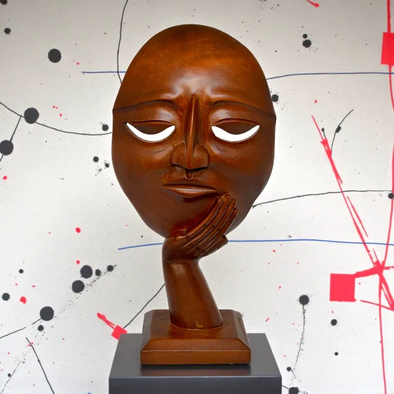 Статуетка декоративна Маска K-67 червоне дерево 31х16 см Індонезія