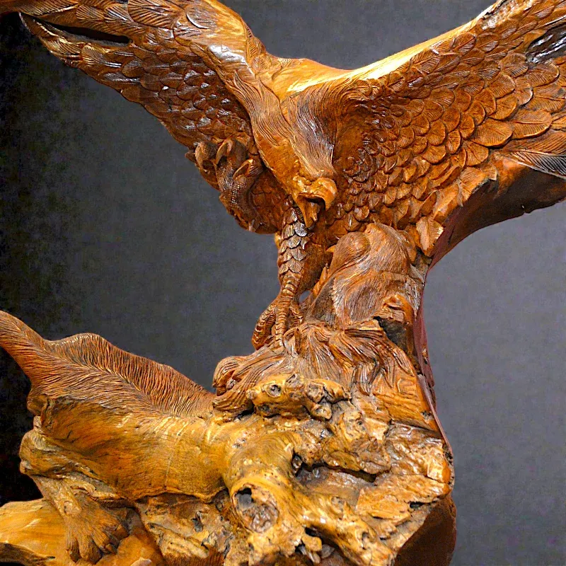 Статуя з корчі Орел та лев (K-64) підлогова Індонезія