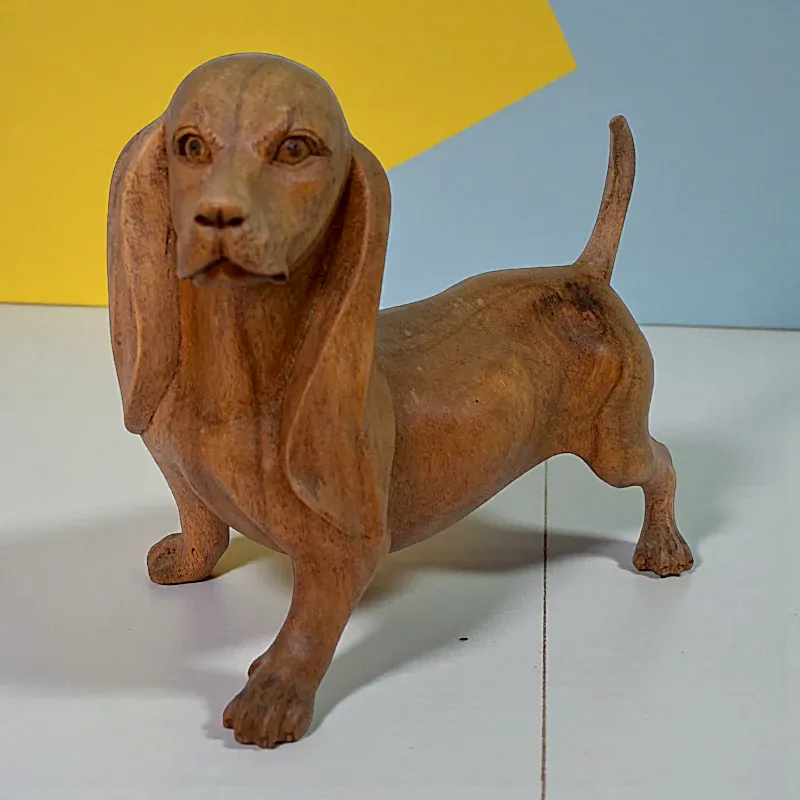 Статуетка собака Такса дерев'яна тік (Taksa-09) 25х19 см Індонезія