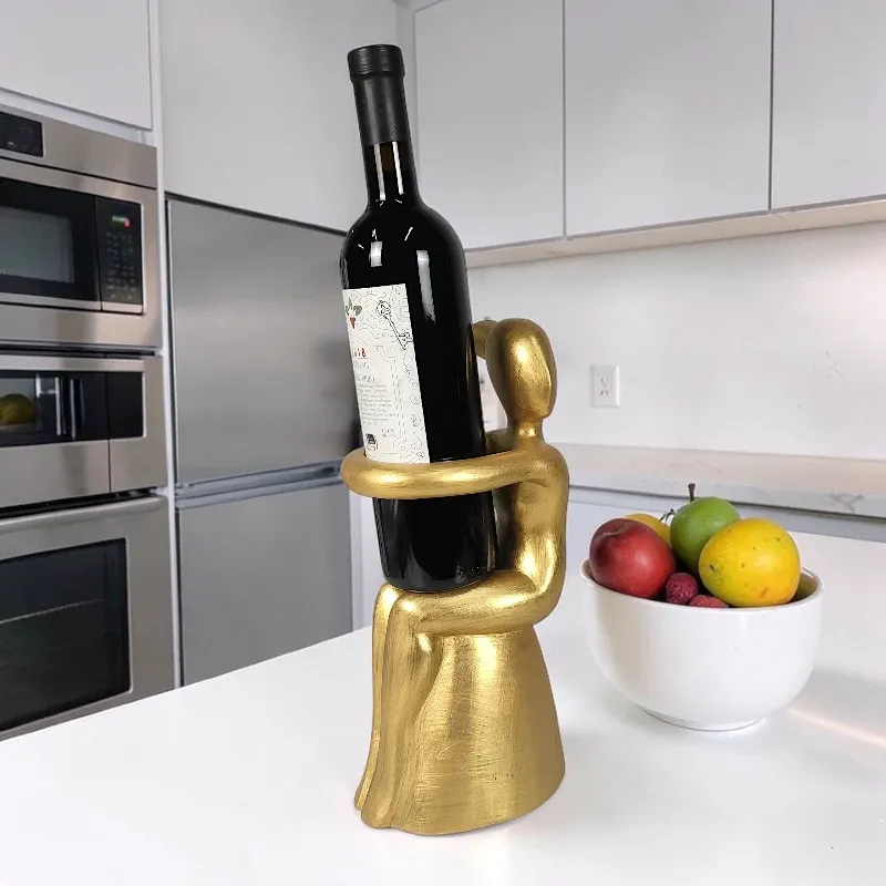 Підставка дерев'яна для пляшки Дівчина (AB-28G) золотистий