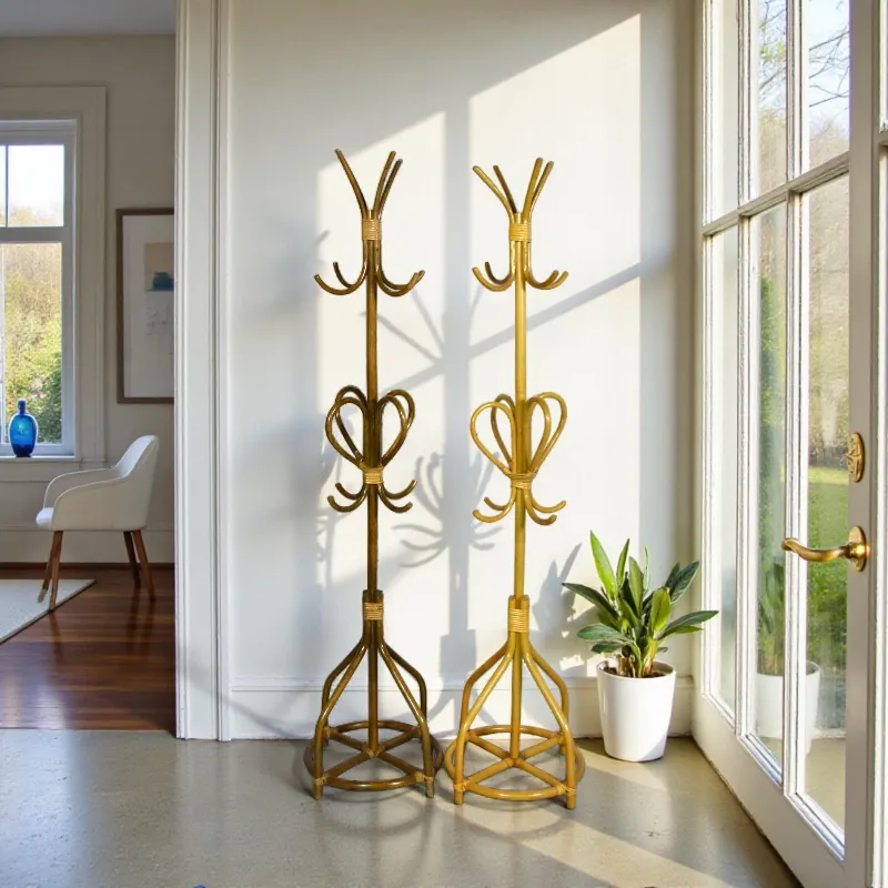 Вішалка для одягу ротангова Giorgio Butnari (AD-208) Індонезія